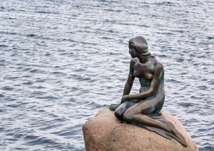 В Копенгагене открыт памятник Русалочке