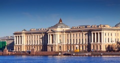 В Петербурге учреждена Академия художеств (ныне - Российская Академия Художеств)