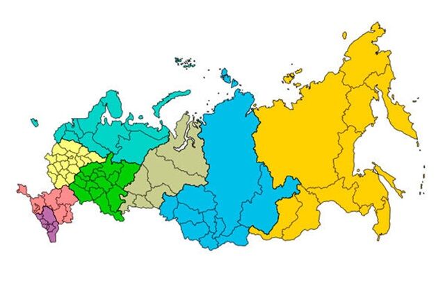 Указом Президента в России созданы федеральные округа и институт полномочных представителей Президента РФ в них