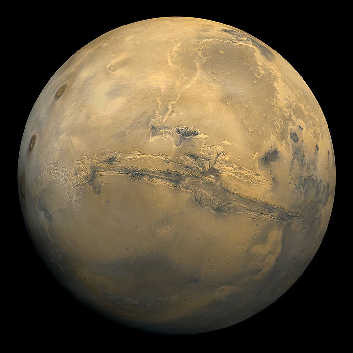 Изображение Марса на основе 102 снимков, полученных АМС «Викинг-1» 22 февраля 1980 года