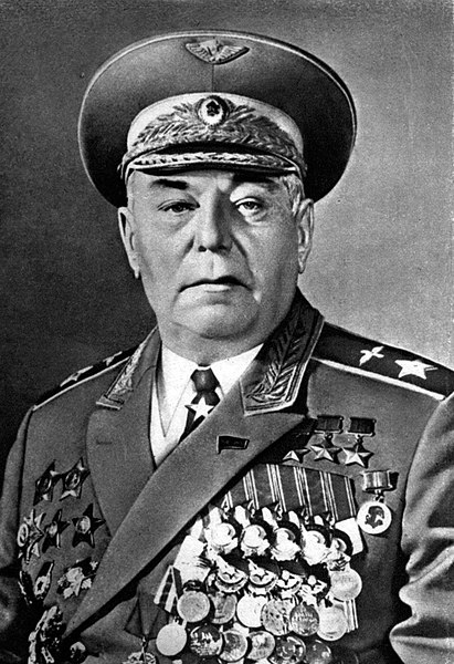 Александр Иванович Покрышкин (1913 — 1985 ) — советский военачальник, Маршал авиации (1972), лётчик-ас