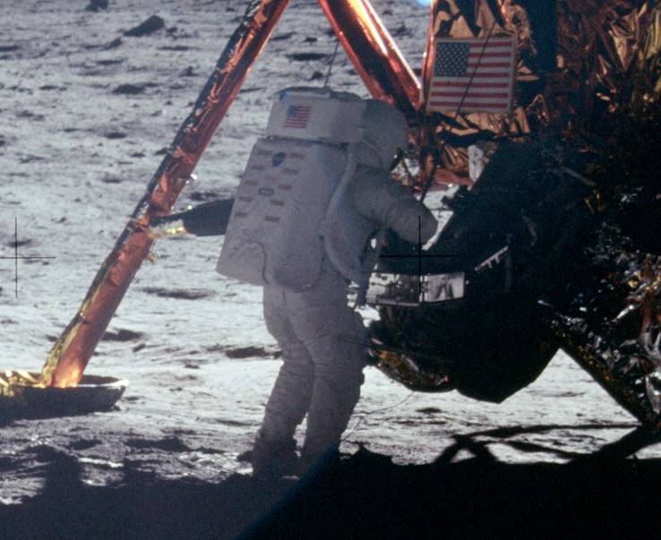 Armstrong on Moon As11 40 5886 cropped