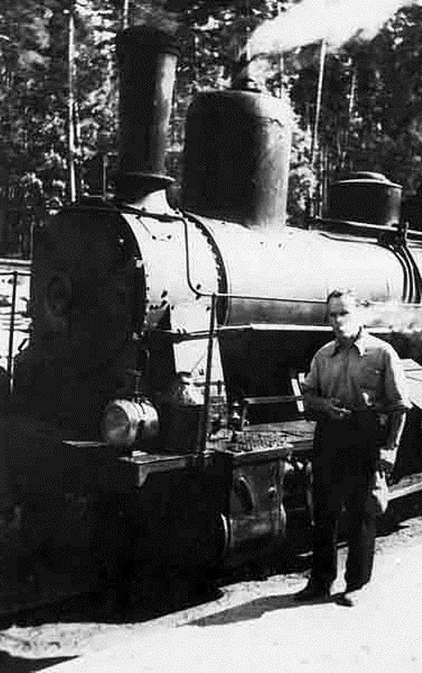 К. Г. Паустовский на узкоколейке Рязань — Тума в Солотче, 1930 годы