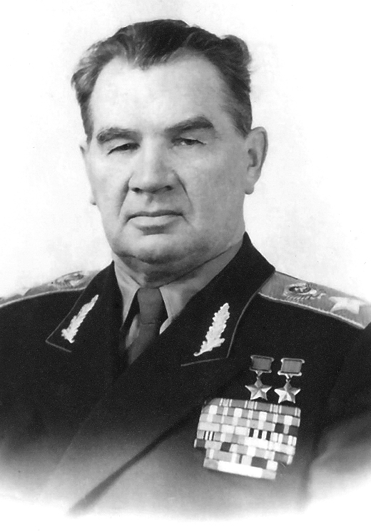 Маршал Советского Союза, дважды Герой Советского Союза Василий Иванович Чуйков