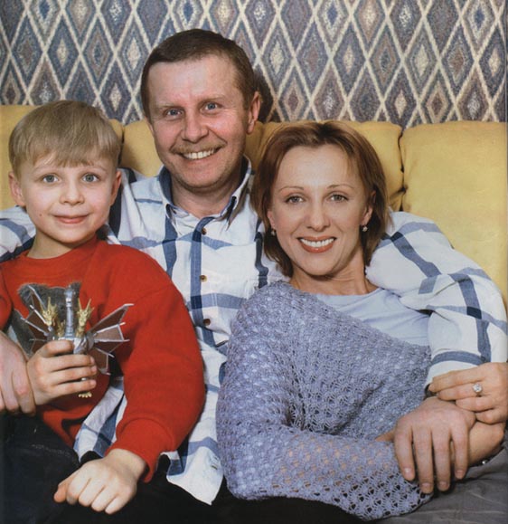 Елена Яковлева с мужем и сыном