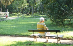 Психологическая помощь пожилым людям, поддержка престарелых