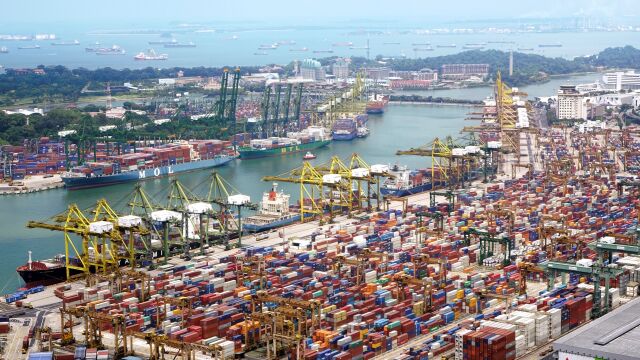 Импорт из Китая в Россию в 2026 году: какие маршруты сейчас актуальны