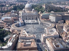 Резиденцией Папы Римского становится Ватикан
