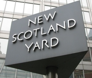 Создана уголовная полиция Лондона, получившая название Скотланд-Ярд