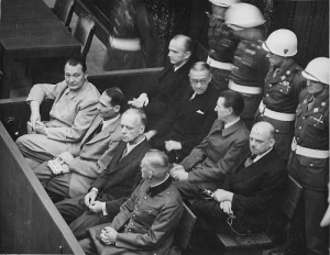 По приговору Нюрнбергского трибунала казнены нацистские преступники