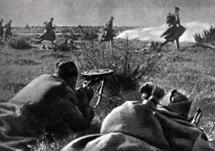Началась наступательная Прибалтийская операция советских войск