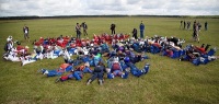 В основе рекорда лежит слаженная командная работа и сложнейшая техническая операция, требующая тщательной подготовки (Фото: sky-pearl.ru) В основе рекорда лежит слаженная командная работа и сложнейшая техническая операция, требующая тщательной подготовки (Фото: sky-pearl.ru)