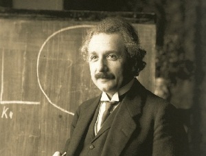 Альберт Эйнштейн (Фото: Wikimedia Commons / Фердинанд Шмутцер, 1921, )
