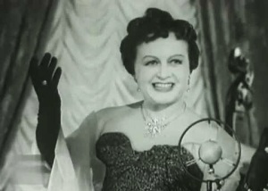 Татьяна Окуневская (Кадр из фильма «Ночной патруль», 1957)