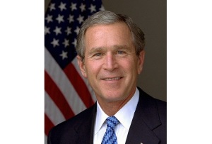 Джордж Уокер Буш (Фото: Eric Draper, официальный портрет, 2003, www.defenselink.mil, )