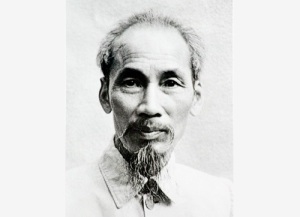 Хо Ши Мин (Фото неизвестного автора, ок. 1946, art-hanoi.com, )