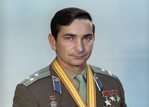 Валерий Быковский 