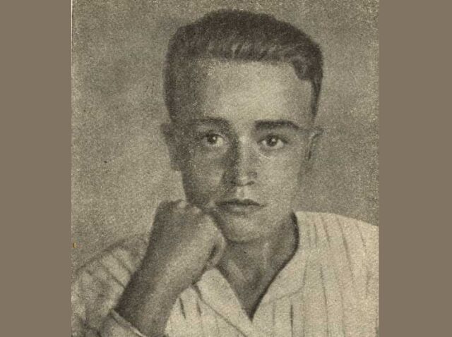 Олег Кошевой (Фото неизвестного автора, август 1942 года, www.molodguard.ru)